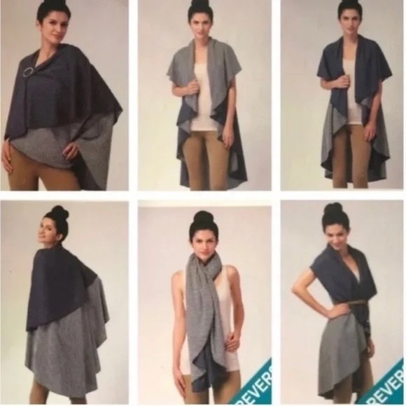 Demdaco Navy Stripe & Dot Reversible Wrap - Picture 3 of 5